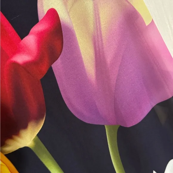 Silk dress - Picture 6 of 8